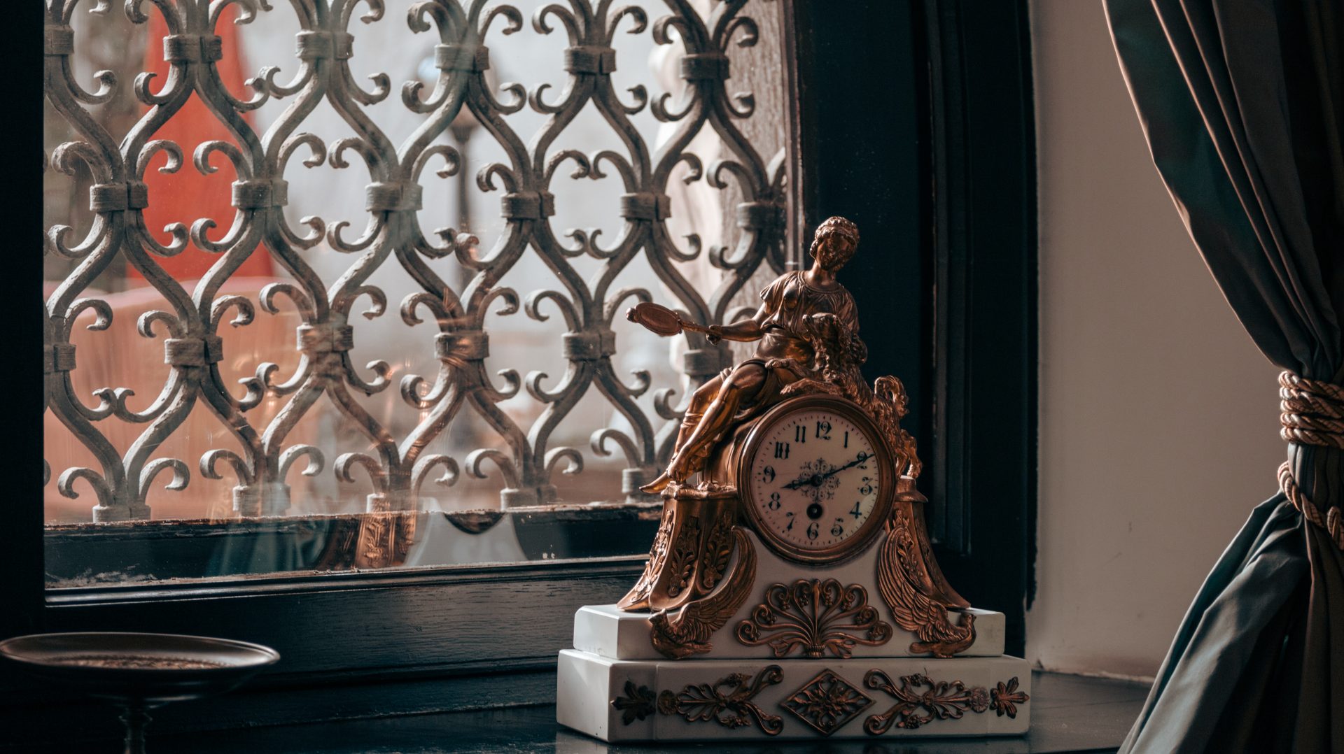 Art. History. Experience. – Descoperă arta de patrimoniu București în Casa Tătărăscu